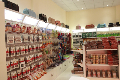 1482904900606037.jpg 样板店货架-6.JPG